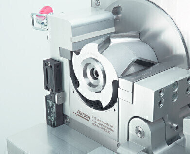 Optimal for size-reduction with minimal cleaning effort - FRITSCH Cutting Mills

