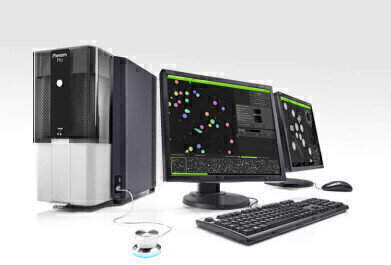 Monitoring pharmaceutical products with Phenom tabletop SEM
