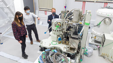How can advances in time-resolved electron microscopy improve imaging of biological samples? Working on the edge of discovery at the Rosalind Franklin Institute