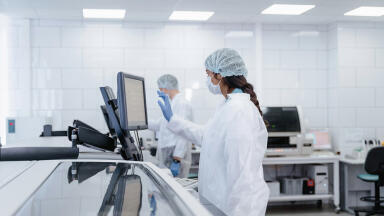 LIMS: To write or to buy one – that is the question To build or buy: The laboratory information management system (LIMS) dilemma