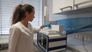 From analysis to action: Process reliability and environmental protection through fast, automated H₂S measurement technology