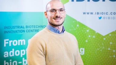 Harnessing machine learning in phage selection workflows