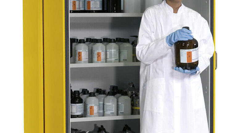 Internal Solvent Storage in the UK and BS EN 14470-1