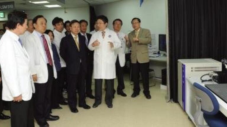 The medical faculty of the South Korean Yonsei University and Carl Zeiss