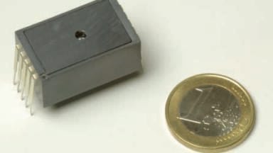 New Thumb-Sized MOEMS Mini-Spectrometer