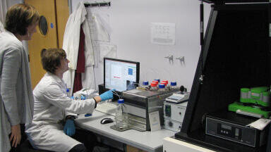 Innovative System for Single Molecule and Biopharmaceutical Applications