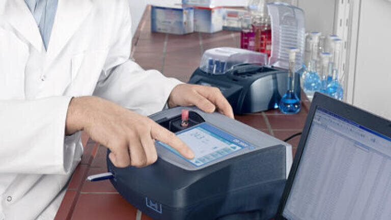 Automatic method updates: from the RFID tag on the cuvette test pack via the RFID interface directly to the DR 3900
