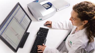 SEC-LS Dual Integrated Detector Dedicated to Proteins