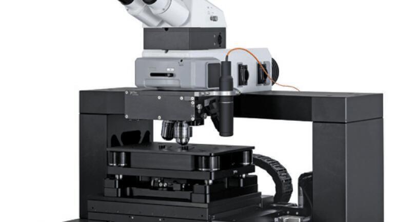 alpha500 with attached
sensor for profilometry