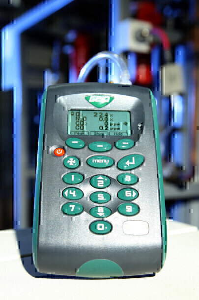 Medical gas analyser gets thumbs up Labmate Online