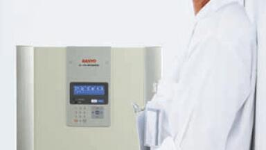 Multi-Gas Incubator offers Exceptional Control and an Industry-First Decontamination system