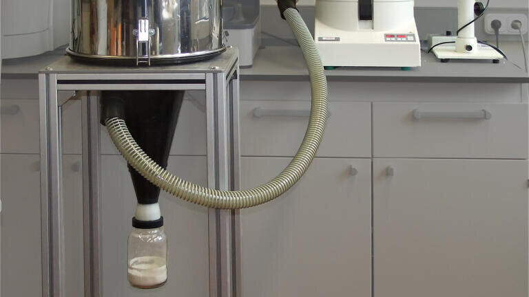 NEW: Cyclone for Centrifugal Mill for fine grinding of heat-sensitive samples