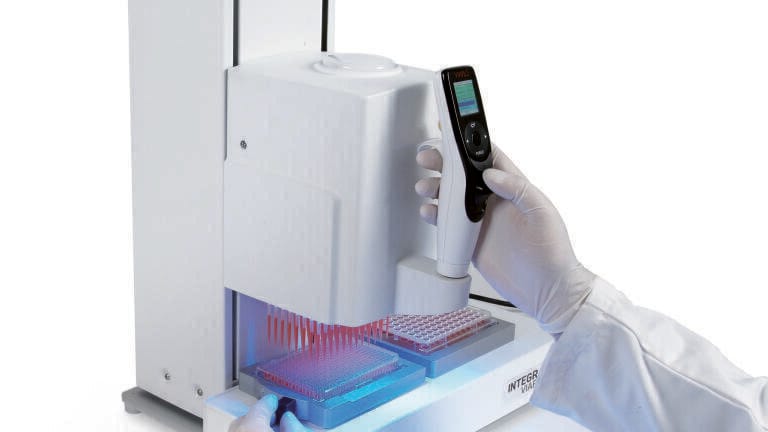 96-Channel Handheld Electronic Pipette