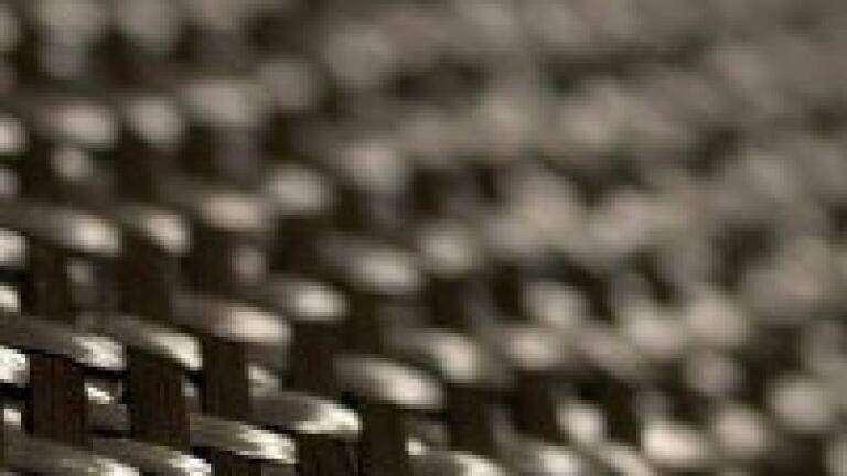 New plastic behaves like glass