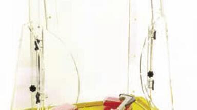 Convenient Mini Cleanroom within the Laboratory