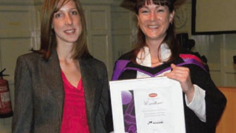 Oxoid Award Presented to Mature Student