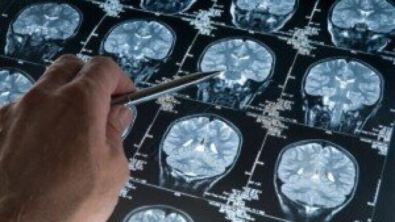 Qdots use viruses to fool cancer cells