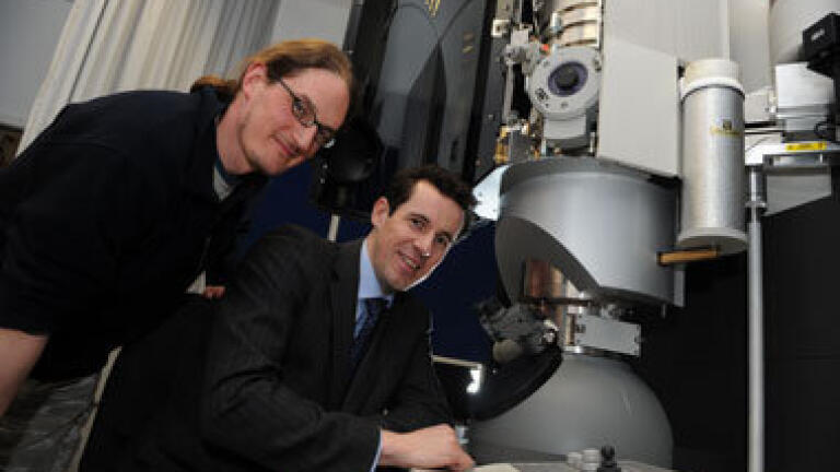 CRANN and Thomas Swan sign industrial partnership