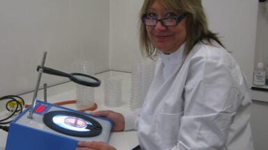 Manual Colony Counter helps Top Pie Maker Ensure their Produce are Free from Microbial Contaminants