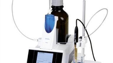 Titration of amino hydro-chlorides (acc. to Ph. EUR): Application example for two equivalence points