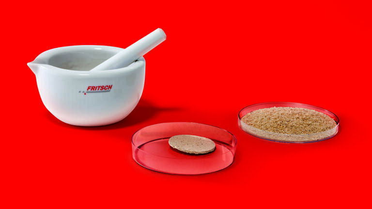 solid and highly permeable pellets of solid samples