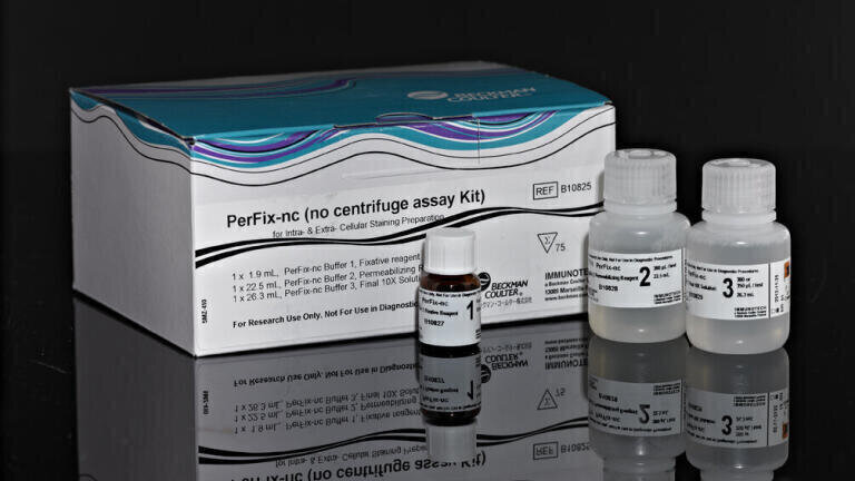 New Reagent Kits Deliver Probes and Antibodies into Cells