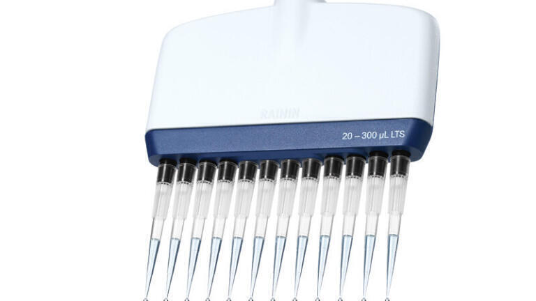 Multichannel pipettes deliver precise and consistent sample pickup across all channels.