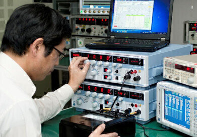 AC Voltage/Current Standard for Calibrating Measuring Instruments
