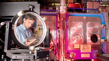 Contract Delivers ‘Cloned’ Laser Chamber to Romania