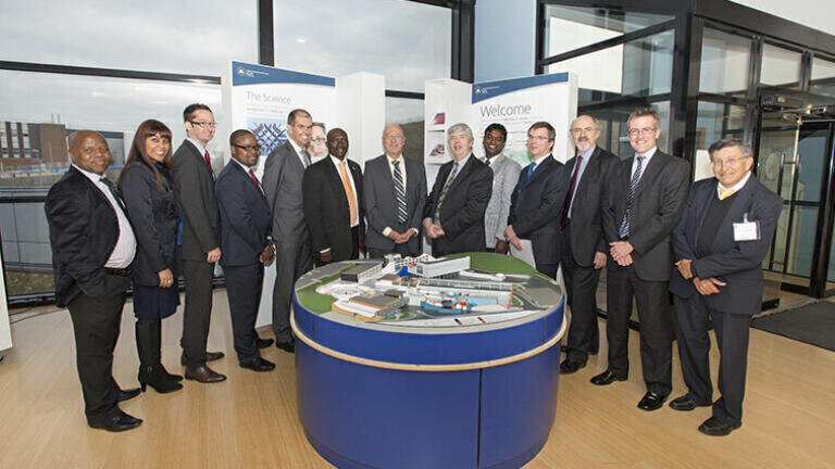 Delegation including the South African Science Minister Derek Hanekom (Centre) hosted by STFC
(Credit: STFC)
