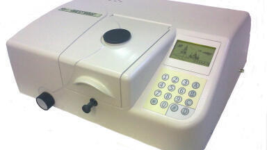 High-Performance Photometer for Clinical and Chemical Analysis of Liquid Solutions