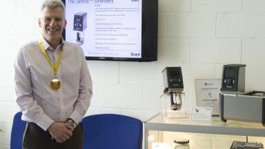 Grant Instruments Wins VWR UK Supplier of the Year Award 2013