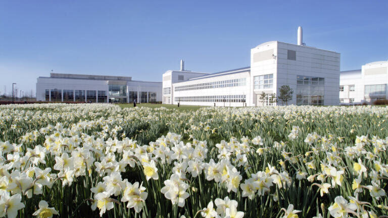 Fera’s modern laboratories at Sand Hutton: Image Courtesy The Food and Environment Research Agency (Fera), Crown Copyright