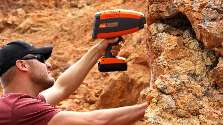 TerraSpec Halo Vis-NIR Mineral Identifier now available in the UK and Ireland