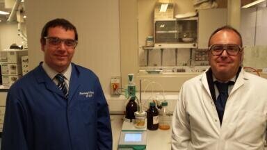 Metrohm’s oldest titrator winner donates the newest titrator to local university Chemistry department