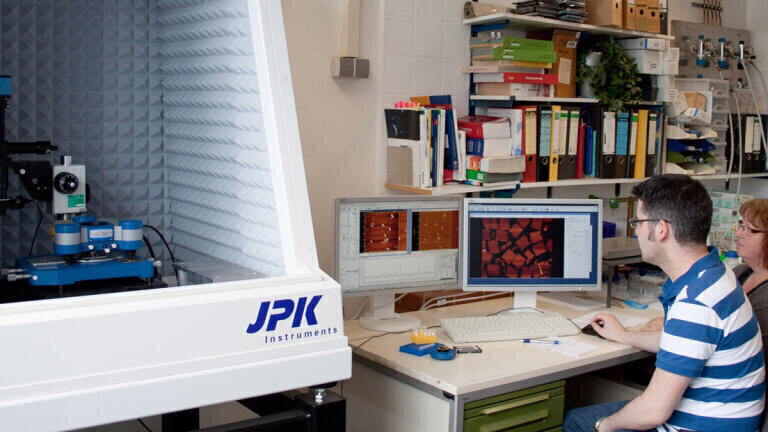 Report on AFM System Use to study the Properties of DNA and DNA Nanostructures