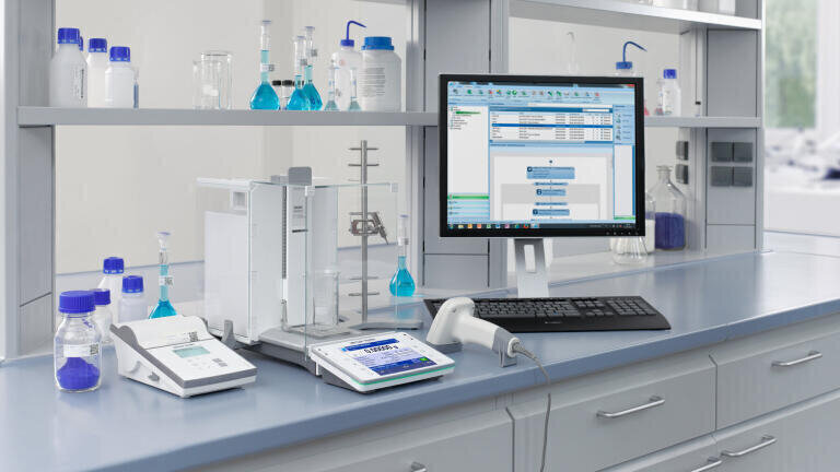 Simplify weighing applications and ensure process security with the addition of accessories and LabX software Mettler-Toledo AG, Laboratory Weighing, Im Langacher 44, CH-8606 Greifensee, Switzerland Tel.: +41 44 944 22 11, www.mt.com 