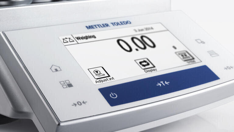 On the new terminals, figure size, contrast and brightness are configurable to individual comfort levels 