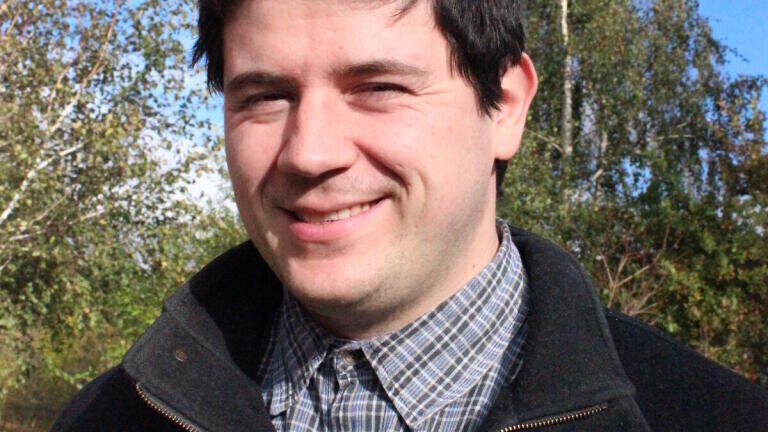 Bioinformatics Training on a Global Scale