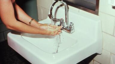 Avoiding Ebola Infection - 4 Guidelines