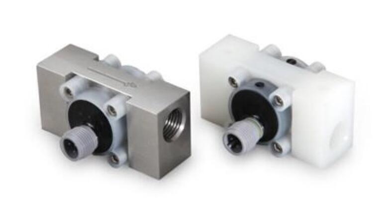 Low Inertia Meter for Measuring Refrigerant Flow