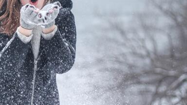 How To Make Your Own Snow This Christmas