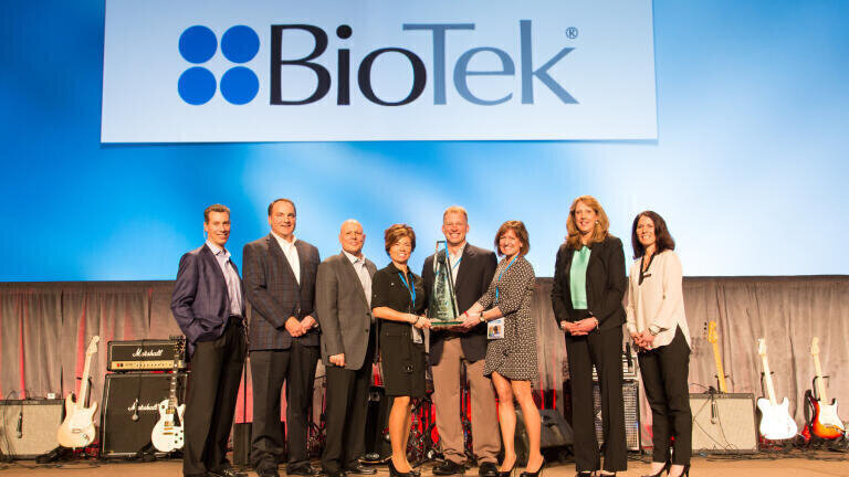 BioTek Receives 2014 Supplier of the Year Award from Fisher Scientific