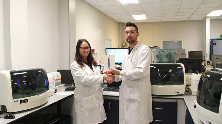 Lab Scientist wins Seal Prize
