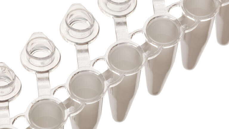 UltraFlux® i tubes feature robust interwell 3-point linkages that make strips more rigid and sturdy.