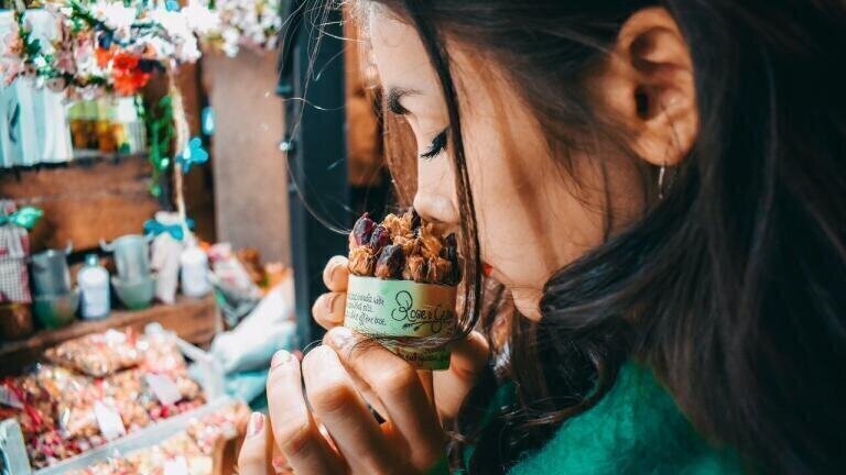 The Secret to Beauty is Uncovered — Pleasant Smells