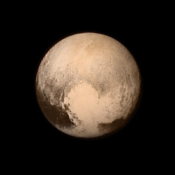what-does-pluto-look-like-labmate-online