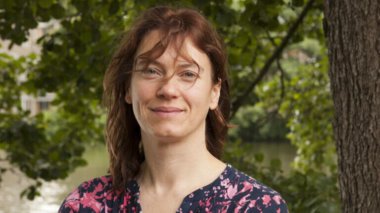 Dr Liz Rylott