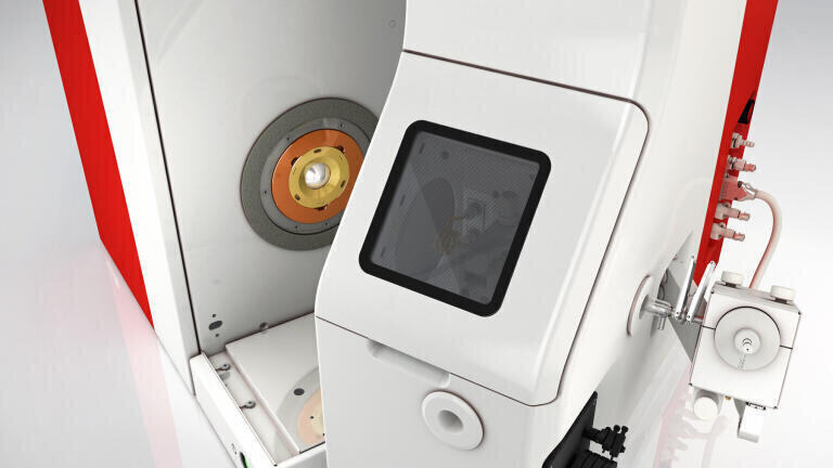 The intuitive book design of PlasmaQuant® MS ensures easy access to the interface for fast cone replacement.