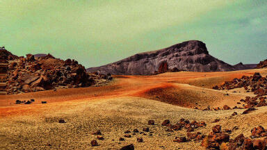 Alien Aficionados Claim NASA is Covering Up Life on Mars